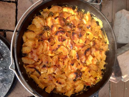Curry Putentopf mit Gemüse und Ananas